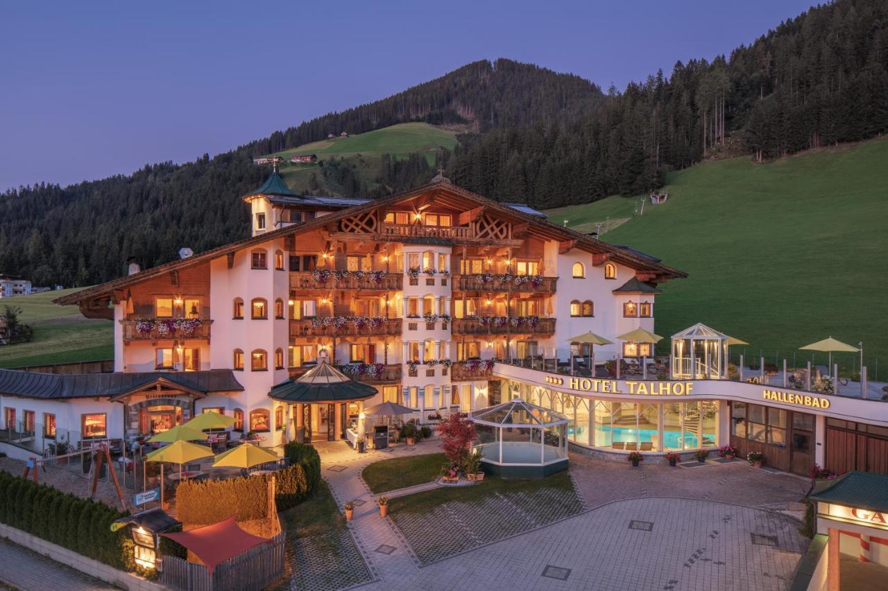 Apparthotel Talhof, Restaurant, Pool Und Spa Oberau Ngoại thất bức ảnh